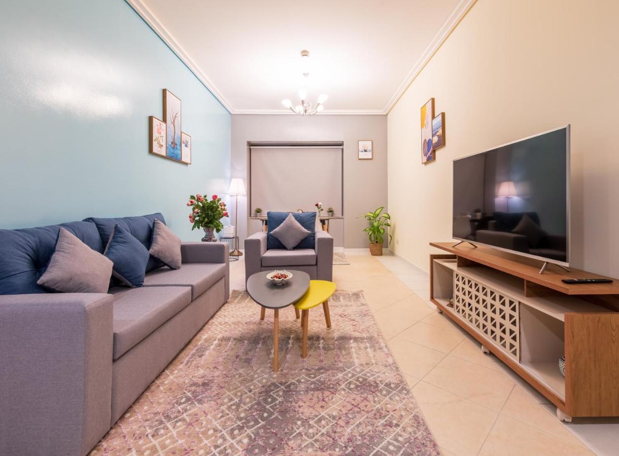Trinity Holiday Homes - Sheikh Zayed Road Near To Financial Center Metro Station ドバイ エクステリア 写真
