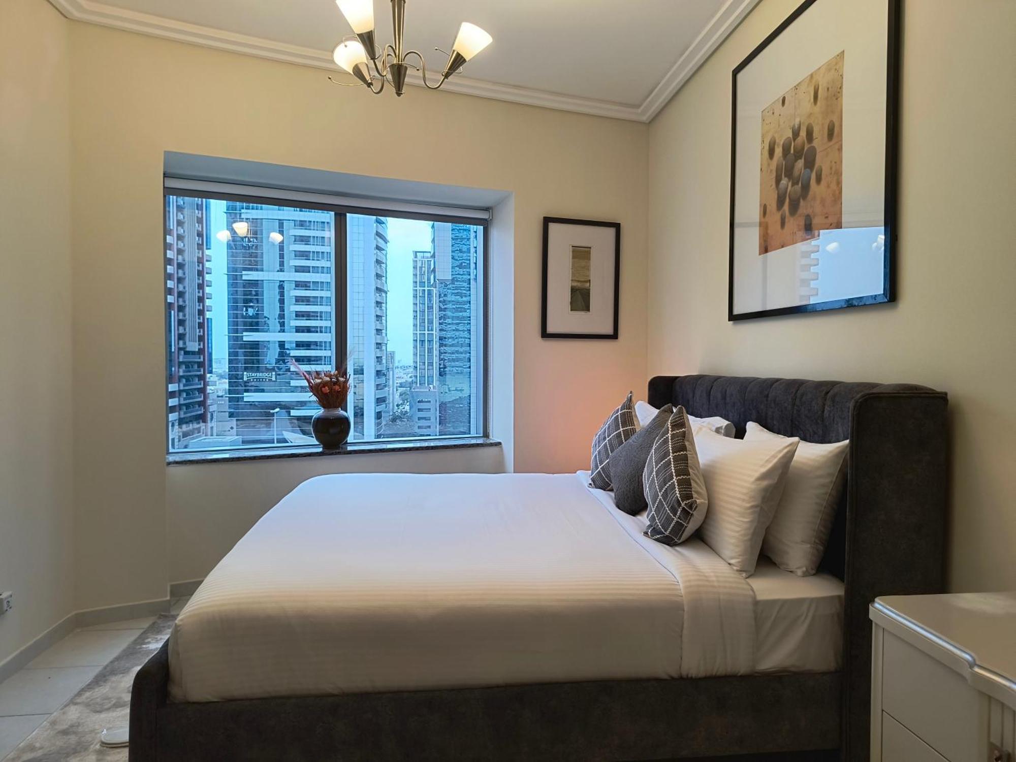 Trinity Holiday Homes - Sheikh Zayed Road Near To Financial Center Metro Station ドバイ エクステリア 写真