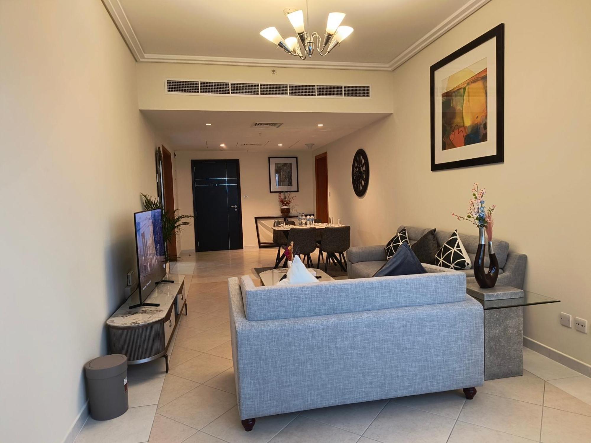 Trinity Holiday Homes - Sheikh Zayed Road Near To Financial Center Metro Station ドバイ エクステリア 写真