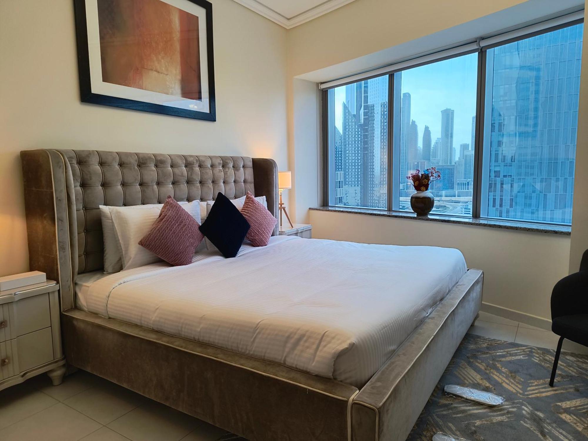 Trinity Holiday Homes - Sheikh Zayed Road Near To Financial Center Metro Station ドバイ エクステリア 写真