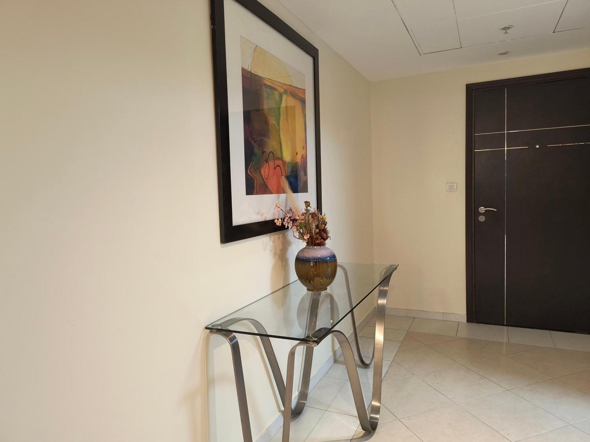 Trinity Holiday Homes - Sheikh Zayed Road Near To Financial Center Metro Station ドバイ エクステリア 写真