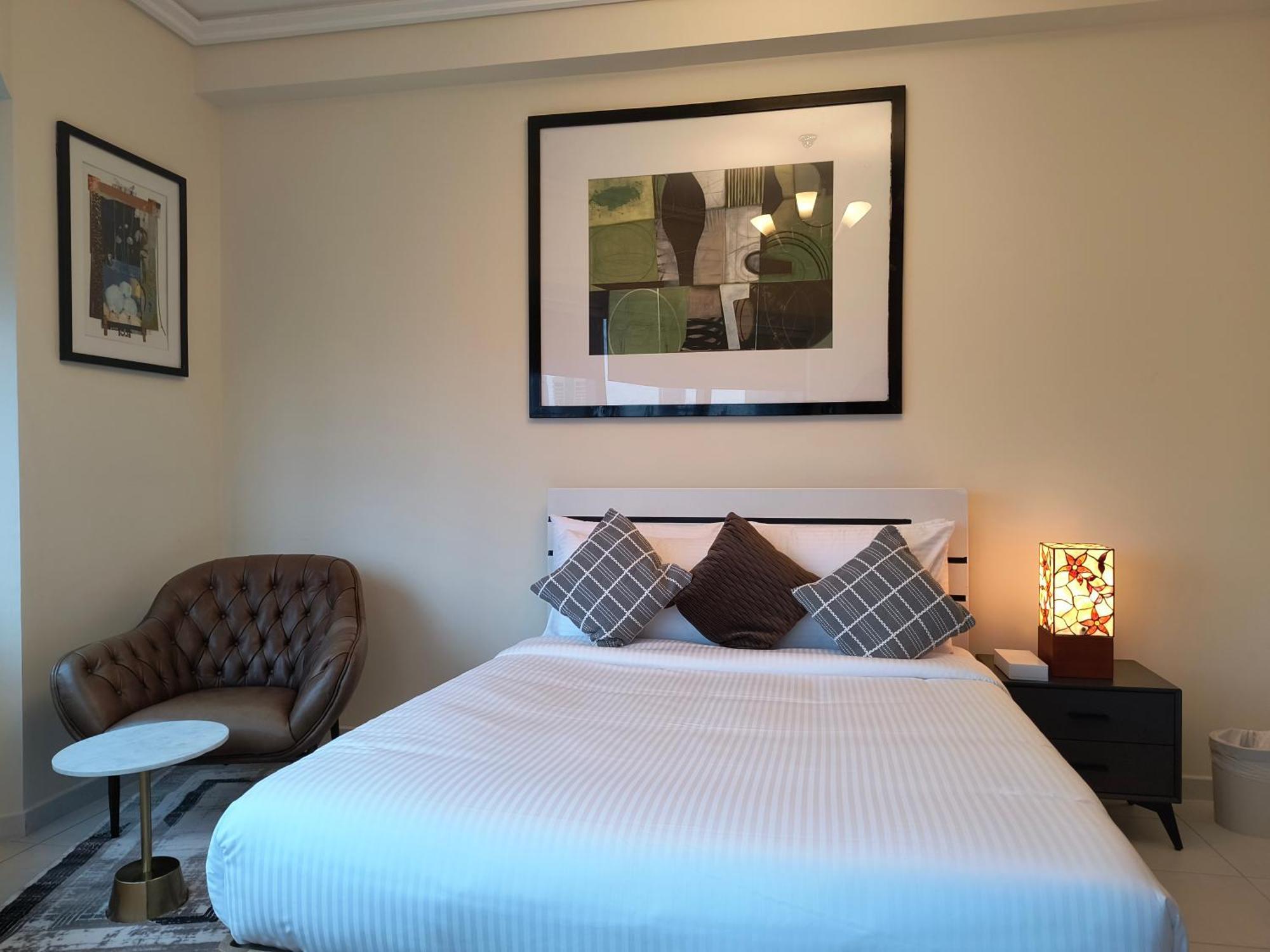 Trinity Holiday Homes - Sheikh Zayed Road Near To Financial Center Metro Station ドバイ エクステリア 写真