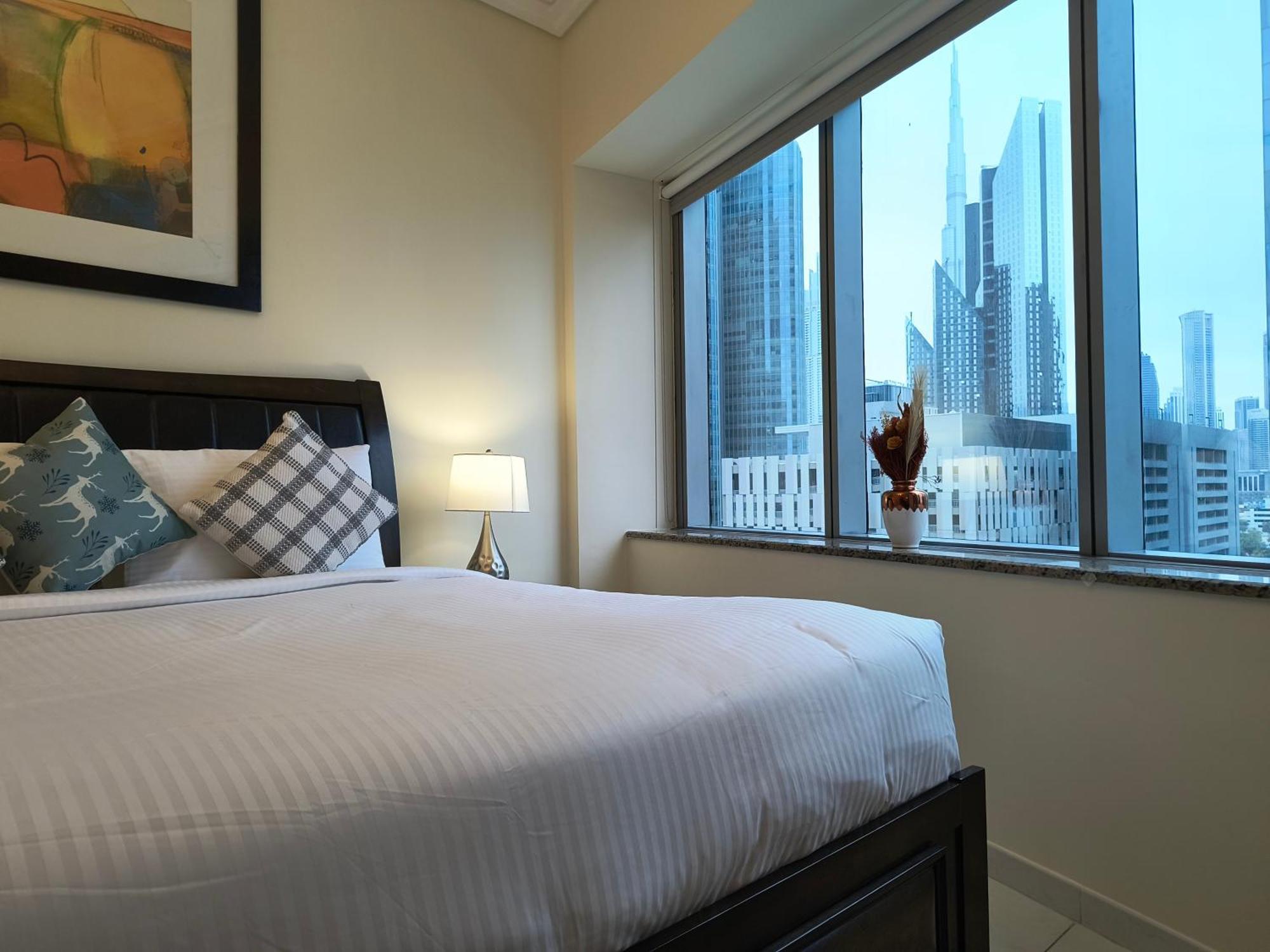 Trinity Holiday Homes - Sheikh Zayed Road Near To Financial Center Metro Station ドバイ エクステリア 写真