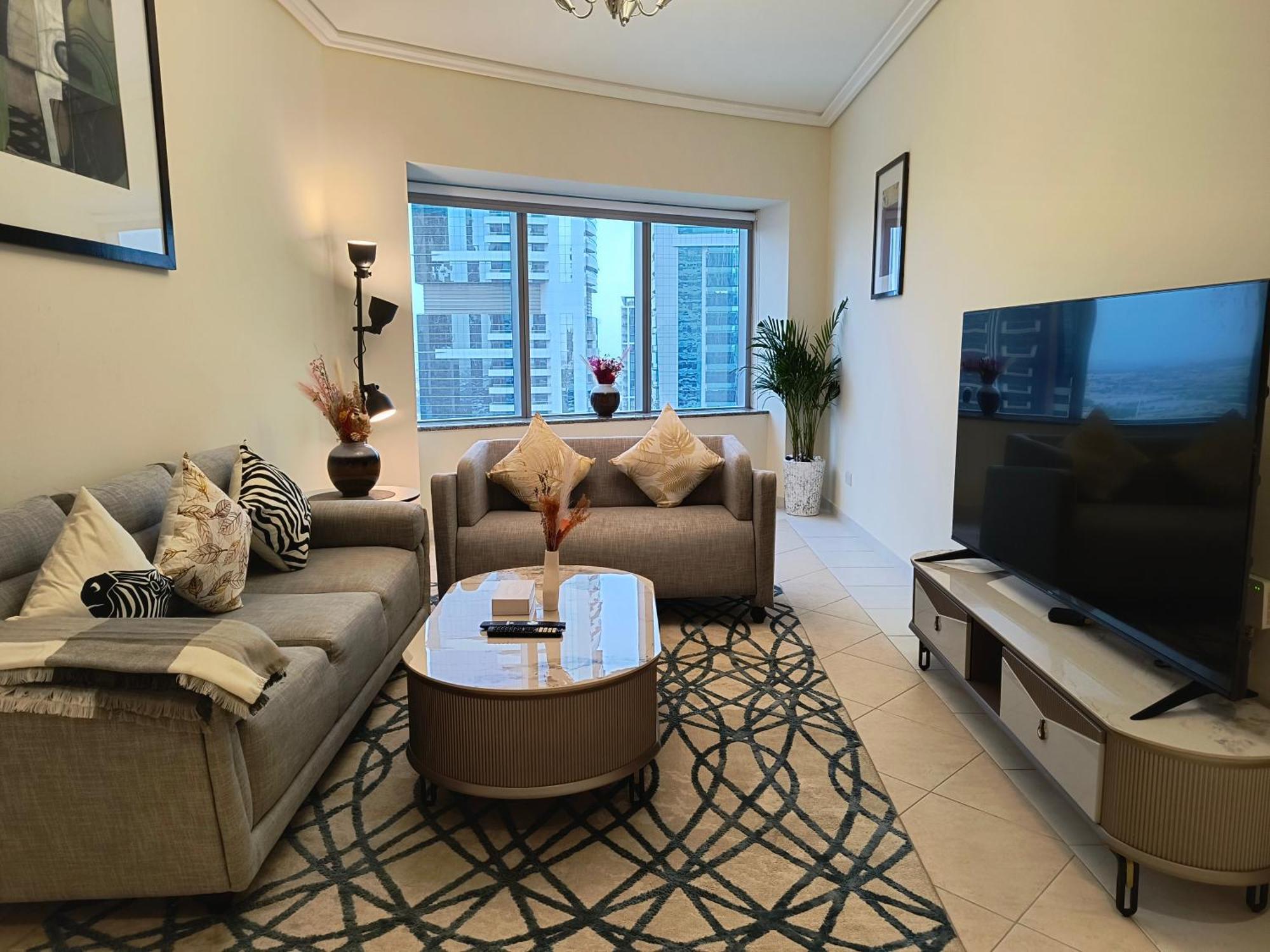 Trinity Holiday Homes - Sheikh Zayed Road Near To Financial Center Metro Station ドバイ エクステリア 写真