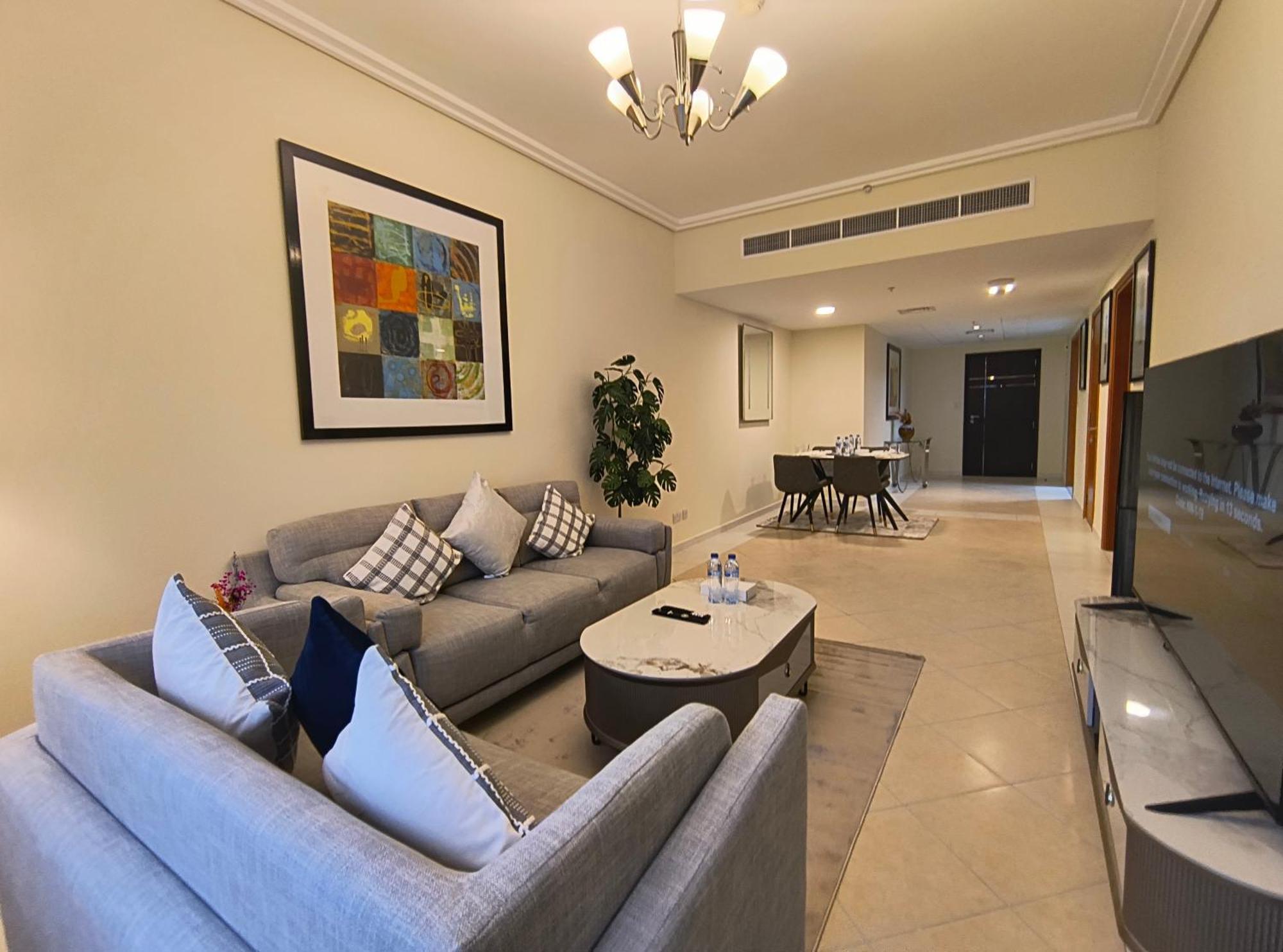 Trinity Holiday Homes - Sheikh Zayed Road Near To Financial Center Metro Station ドバイ エクステリア 写真