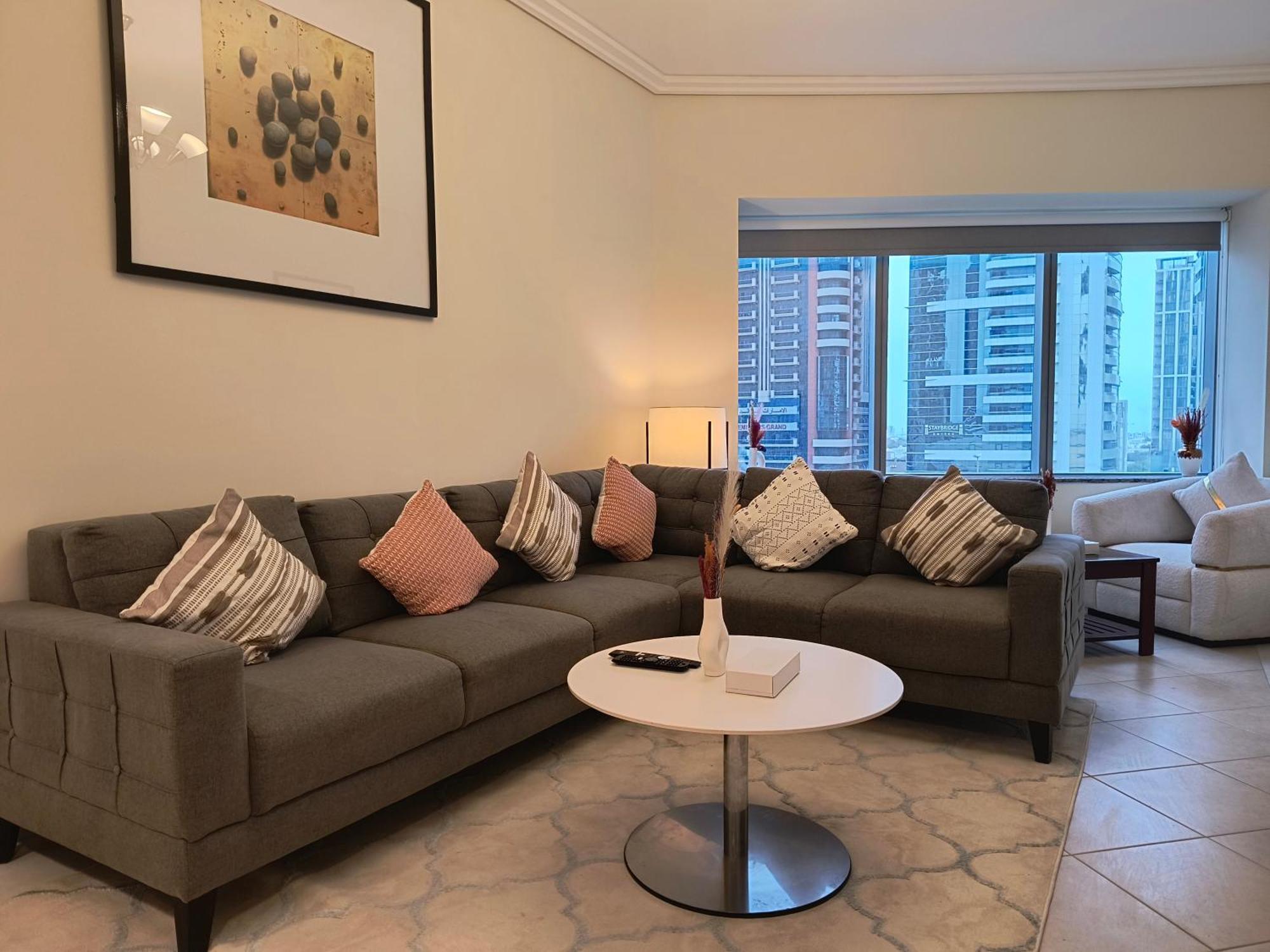 Trinity Holiday Homes - Sheikh Zayed Road Near To Financial Center Metro Station ドバイ エクステリア 写真