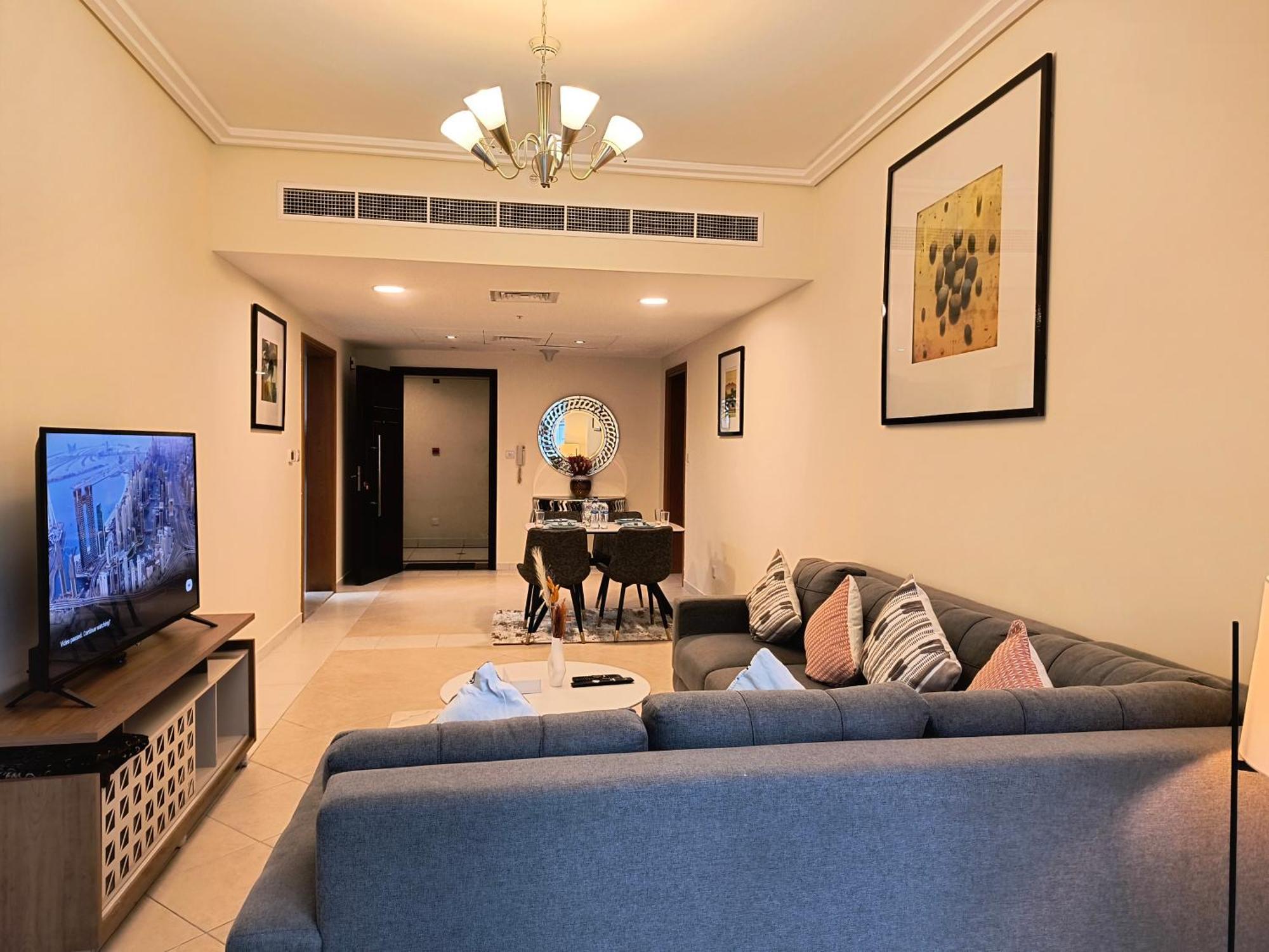 Trinity Holiday Homes - Sheikh Zayed Road Near To Financial Center Metro Station ドバイ エクステリア 写真